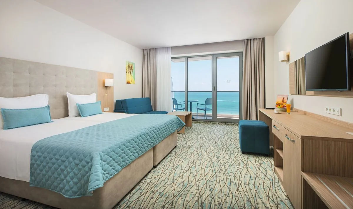 Riu Astoria_DBL SV Room.jpg